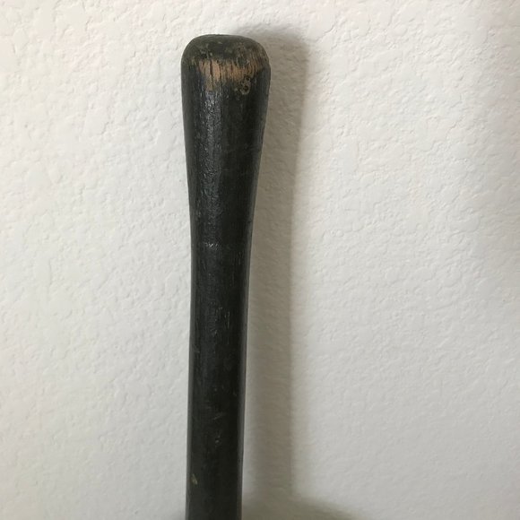 Portable Military Surplus Folding Spade - Picture 4 of 16